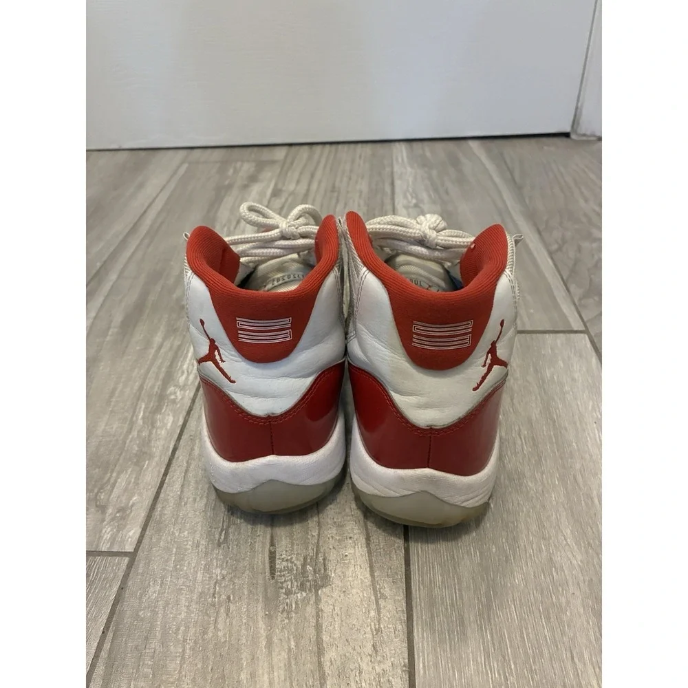 Air Jordan 11 Cherry Retro High SZ 11 Men Red White  2022 CT8012-116 PreOwned